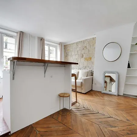 Apartment Charming - Mobility Lease *