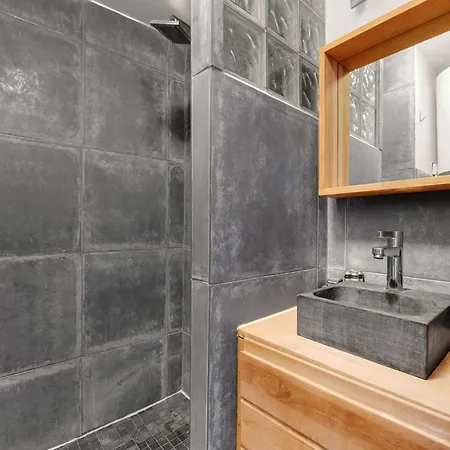 Charming - Mobility Lease *