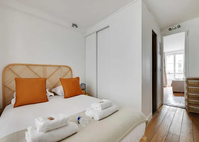 Charming - Mobility Lease Apartament Paryż